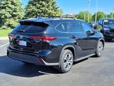 Thumbnail of 2022 Midnight Black Metallic Toyota Highlander