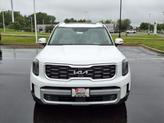 Thumbnail of 2023 Glacial White Pearl Kia Telluride