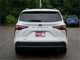 Thumbnail of 2022 Wind Chill Pearl Toyota Sienna