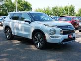 Photo of 2025 White Diamond Mitsubishi Outlander