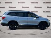 Thumbnail of 2022 Lunar Silver Metallic Honda Pilot