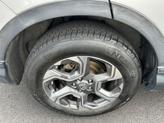 Thumbnail of 2017 White Diamond Pearl Honda CR-V
