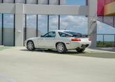 Thumbnail of 1991 White Porsche 928