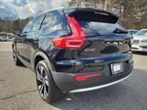 Thumbnail of 2025 Onyx Black Metallic Volvo XC40