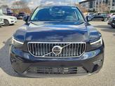 Thumbnail of 2025 Onyx Black Metallic Volvo XC40