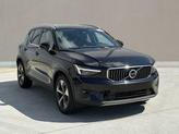 Thumbnail of 2025 Onyx Black Metallic Volvo XC40
