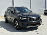 Thumbnail of 2025 Onyx Black Metallic Volvo XC40