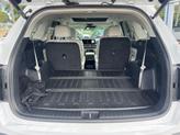 Thumbnail of 2025 Glacial White Pearl Kia Sorento