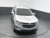 Photo of 2020 Silver Ice Metallic Chevrolet Equinox