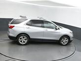 Thumbnail of 2020 Silver Ice Metallic Chevrolet Equinox