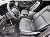 Thumbnail of 2025 Infinite Black Metallic Clearcoat Lincoln Corsair