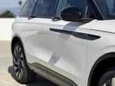Thumbnail of 2025 Platinum Lincoln Nautilus
