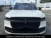 Thumbnail of 2025 Pristine White Metallic Tri-Coat Lincoln Navigator