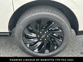 Thumbnail of 2025 Pristine White Metallic Tri-Coat Lincoln Navigator