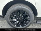 Thumbnail of 2025 Pristine White Metallic Tri-Coat Lincoln Navigator
