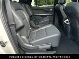 Thumbnail of 2025 Pristine White Metallic Tri-Coat Lincoln Navigator
