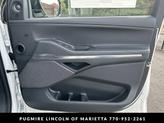 Thumbnail of 2025 Pristine White Metallic Tri-Coat Lincoln Navigator