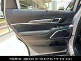 Thumbnail of 2024 GLACIAL WHITE PEARL WHIT Kia Telluride
