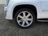 Thumbnail of 2019 Crystal White Tricoat Cadillac Escalade