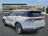 Thumbnail of 2025 Pristine White Metallic Tri-Coat Lincoln Aviator