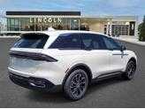Thumbnail of 2025 White Platinum Metallic Tri-Coat Lincoln Nautilus