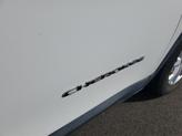 Thumbnail of 2019 Bright White Clearcoat Jeep Cherokee