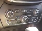 Thumbnail of 2019 Bright White Clearcoat Jeep Cherokee