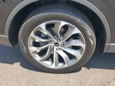 Thumbnail of 2025 Infinite Black Metallic Clearcoat Lincoln Aviator
