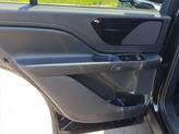 Thumbnail of 2025 Infinite Black Metallic Clearcoat Lincoln Aviator