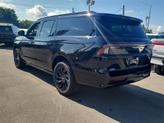 Thumbnail of 2025 Infinite Black Metallic Clearcoat Lincoln Navigator