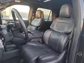 Thumbnail of 2022 Infinite Black Metallic Clearcoat Lincoln Navigator