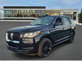 Thumbnail of 2022 Infinite Black Metallic Clearcoat Lincoln Navigator