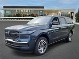 Thumbnail of 2025 Flight Blue Metallic Clearcoat Lincoln Navigator