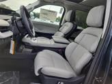 Thumbnail of 2025 Flight Blue Metallic Clearcoat Lincoln Navigator