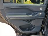 Thumbnail of 2025 Infinite Black Metallic Clearcoat Lincoln Navigator