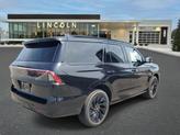 Thumbnail of 2025 Infinite Black Metallic Clearcoat Lincoln Navigator