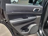 Thumbnail of 2019 Diamond Black Crystal Pearlcoat Jeep Grand Cherokee