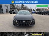 Thumbnail of 2025 Super Black Clearcoat Nissan Altima