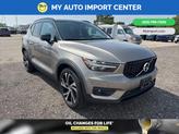 Photo of 2022 Pebble Gray Metallic Volvo XC40
