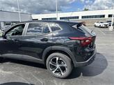 Thumbnail of 2024 Mosaic Black Metallic Chevrolet Trax