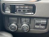 Thumbnail of 2025 Onyx Black GMC Yukon