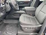 Thumbnail of 2025 Onyx Black GMC Yukon