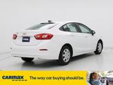 Thumbnail of 2017 White Chevrolet Cruze