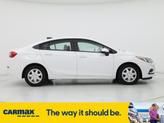 Thumbnail of 2017 White Chevrolet Cruze