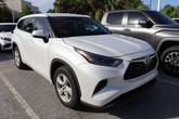 Thumbnail of 2022 Wind Chill Pearl Toyota Highlander
