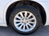 Thumbnail of 2014 Bright White Clearcoat Chrysler 300