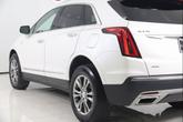 Thumbnail of 2022 Crystal White Tricoat Cadillac XT5
