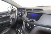 Thumbnail of 2022 Crystal White Tricoat Cadillac XT5