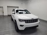 Thumbnail of 2019 Bright White Clearcoat Jeep Grand Cherokee