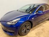 Thumbnail of 2018 Deep Blue Metallic Tesla Model 3